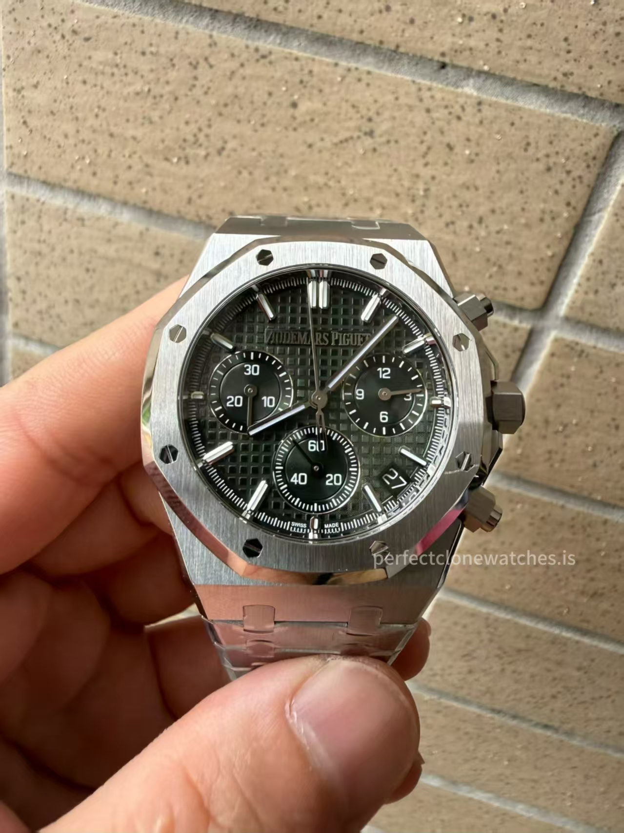 ZF Audemars Piguet Royal Oak Chrono 26240 Green Dial Super Clone 4401 FlyBack with Free-Sprung Balance (image for) ZF Audemars Piguet Royal Oak Chrono 26240 Green Dial Super Clone 4401 FlyBack with Free-Sprung Balance